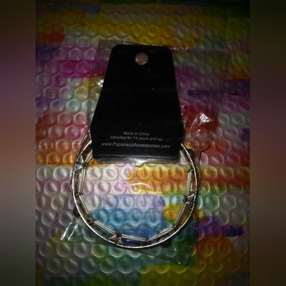 PAPARAZZI WILD WEST STORY GREEN BRACELET - Picture 6 of 15